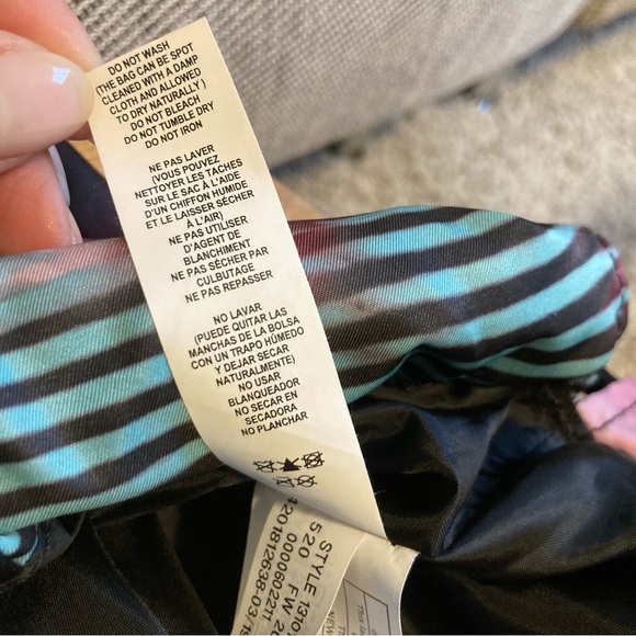 Under Armour Cinched Drawstring Gym Bag - Picture 5 of 8